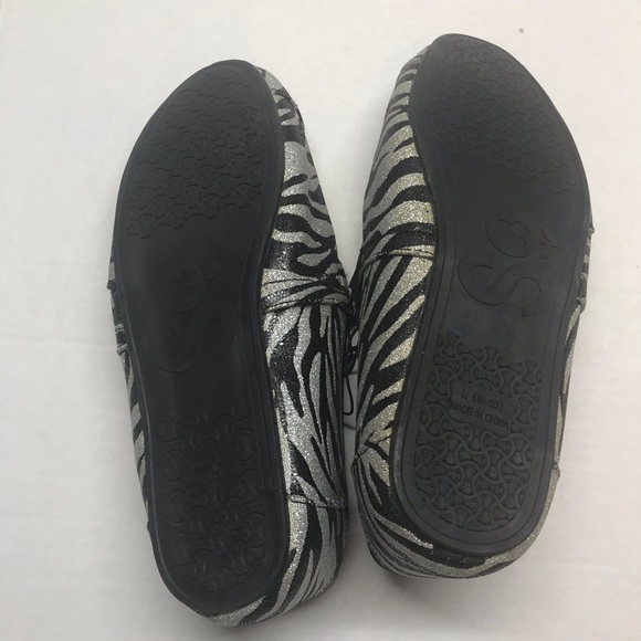 SO Animal Print Slippers Size Large (9/10) - Picture 5 of 7